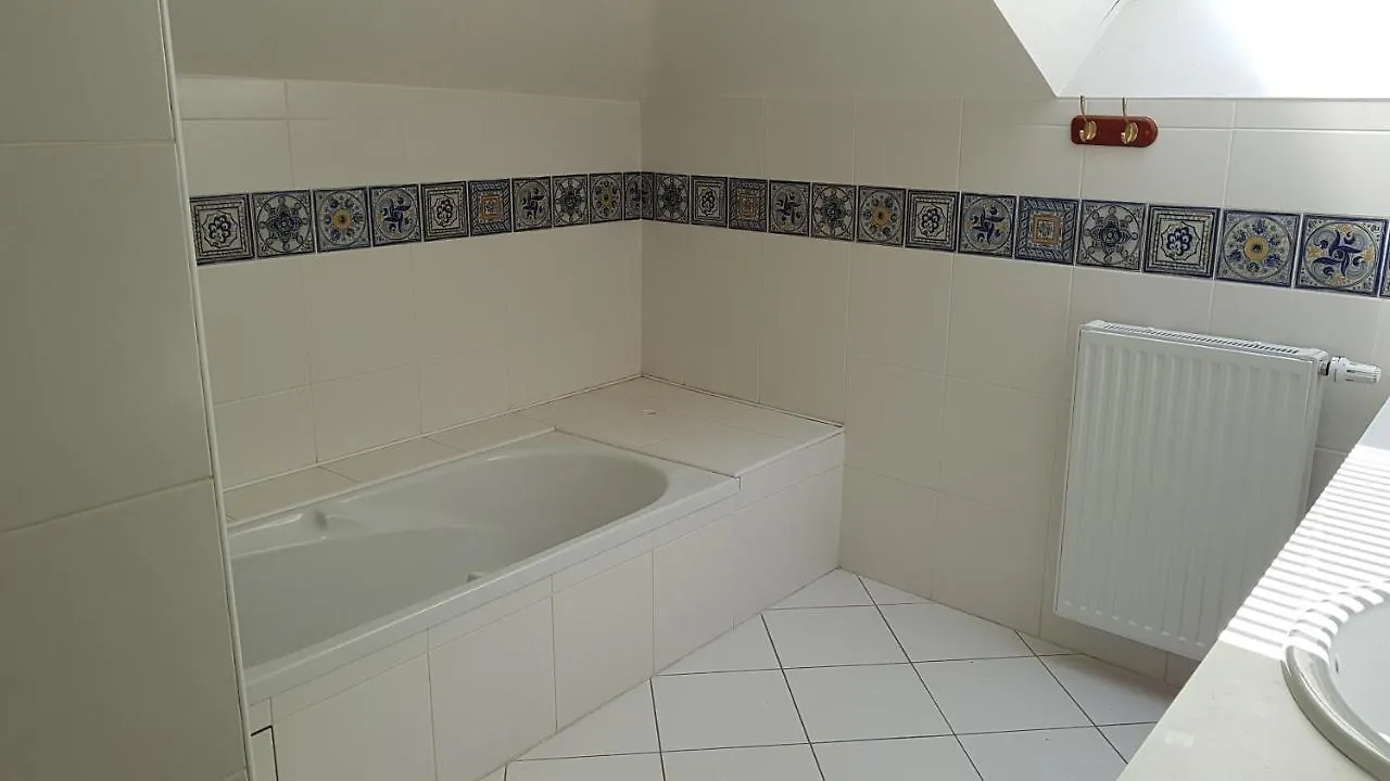 Appartement Le Dolmen à Séné 0*,